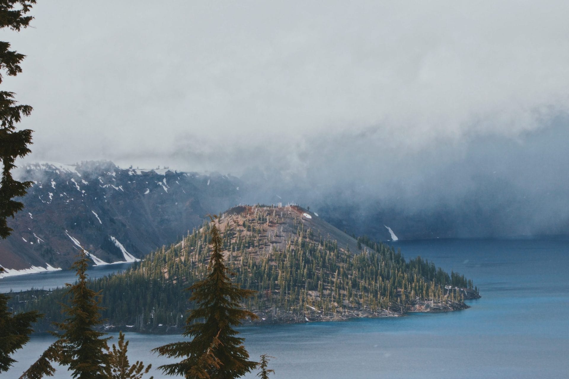 lake view in british columbia